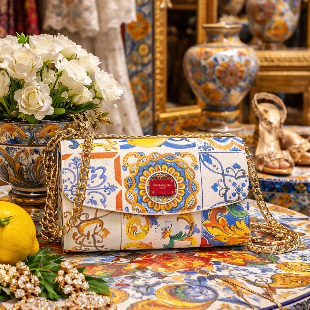Dolce GABBANA majolica crossbody bag new never worn with dust bag collector pc.